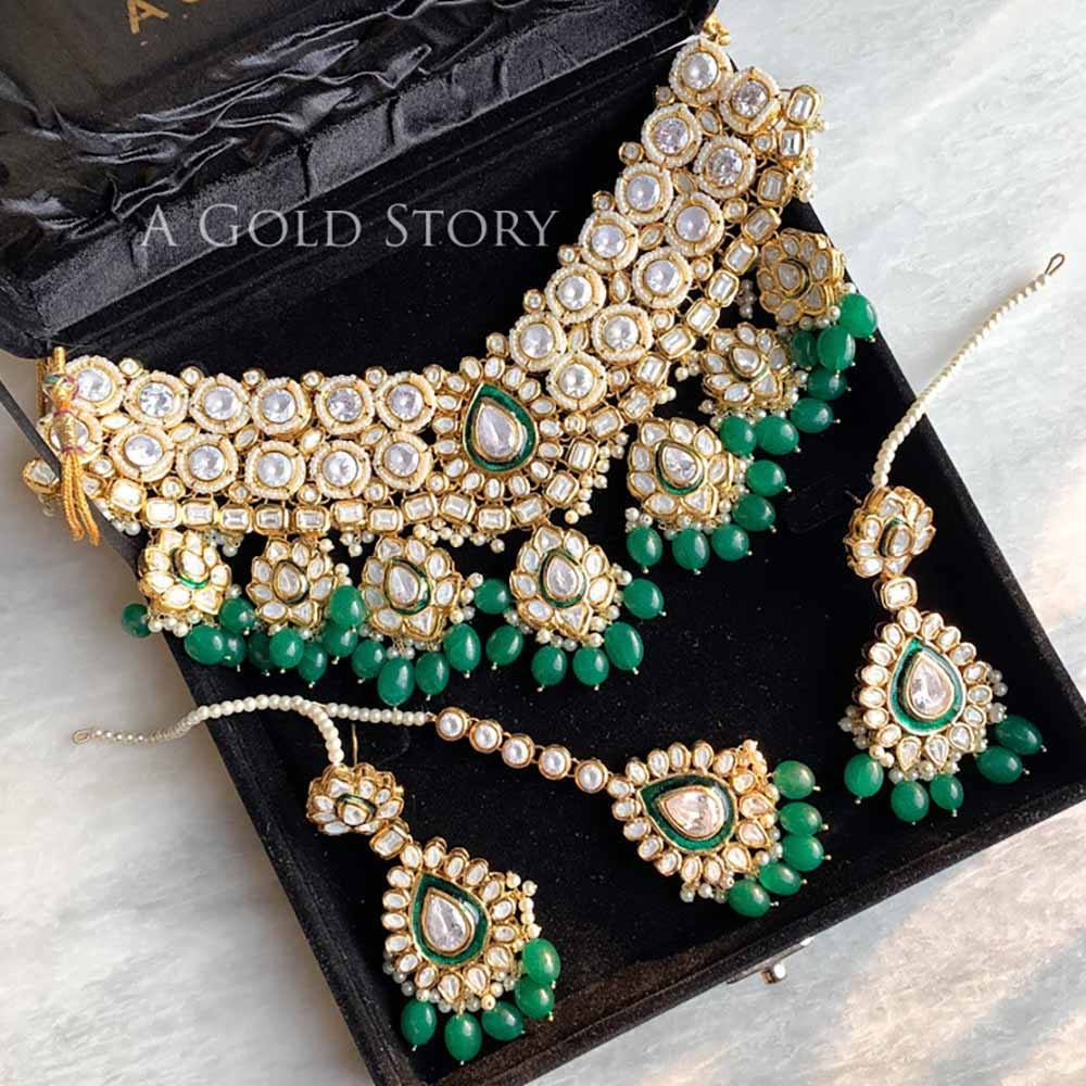 AREESHA SET - A GOLD STORY