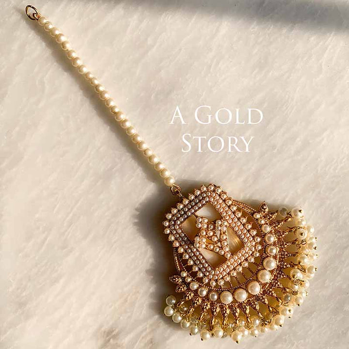 FRIDA EARRINGS PEARL GOLDEN