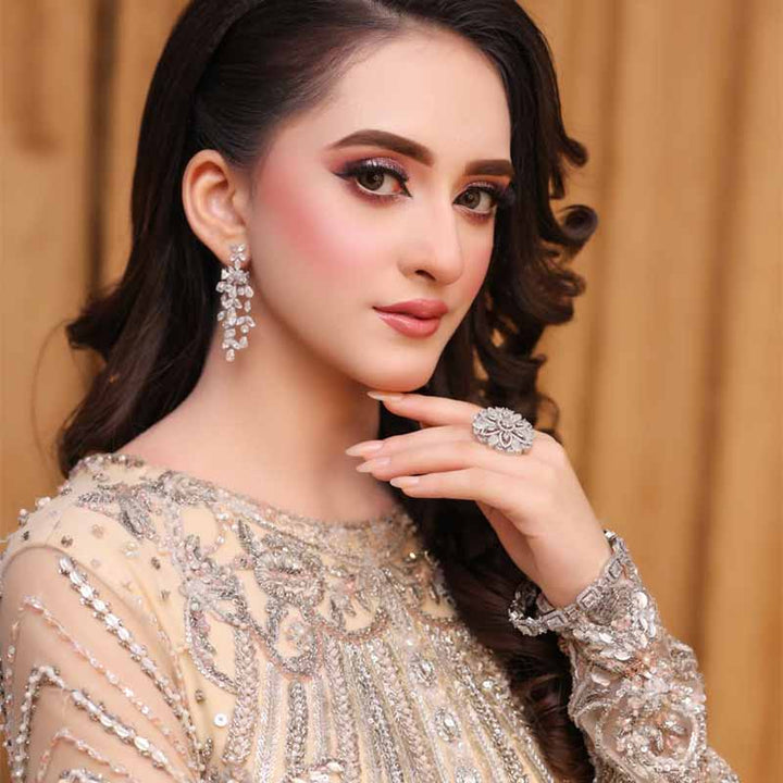 ISHANI KANGAN WHITE
