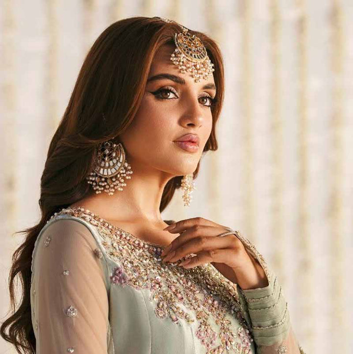 DILNASHEEN KUNDAN EARRINGS AND TIKKA