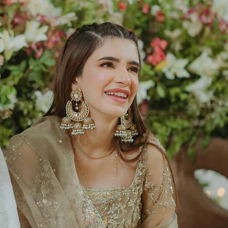 SAJJO EARRINGS AND TIKKA