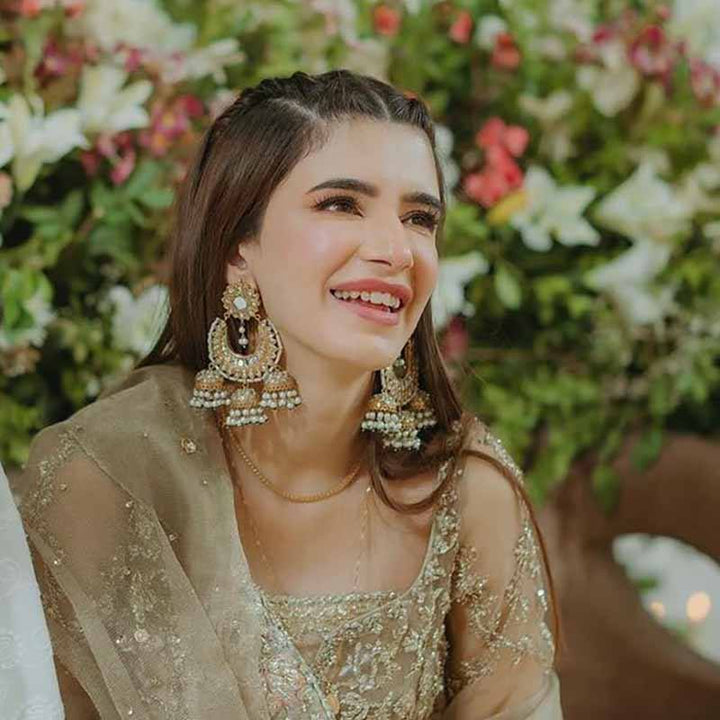 SAJJO EARRINGS AND TIKKA