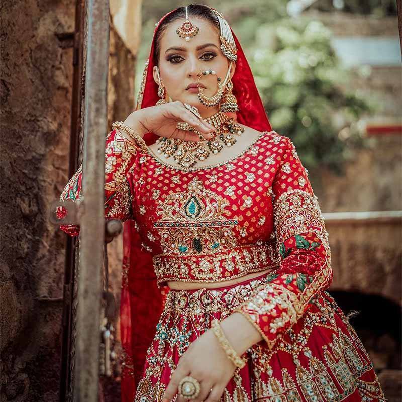 NAZ POLKI BRIDAL SET