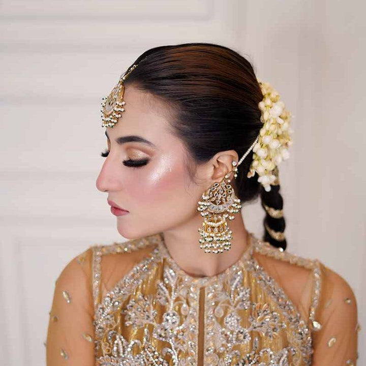 KAMALA EARRINGS AND TIKKA SET