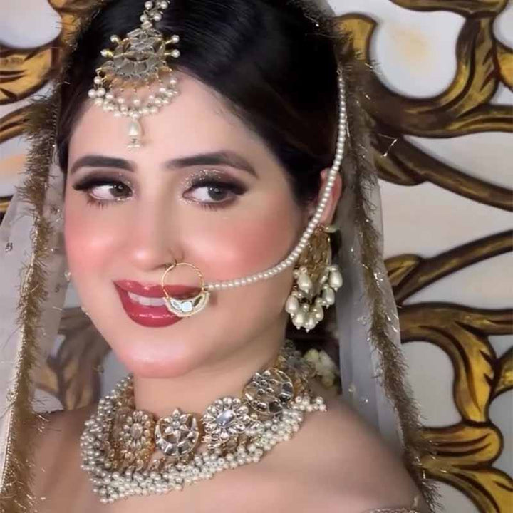 ANISHA KUNDAN NOSERING GREEN