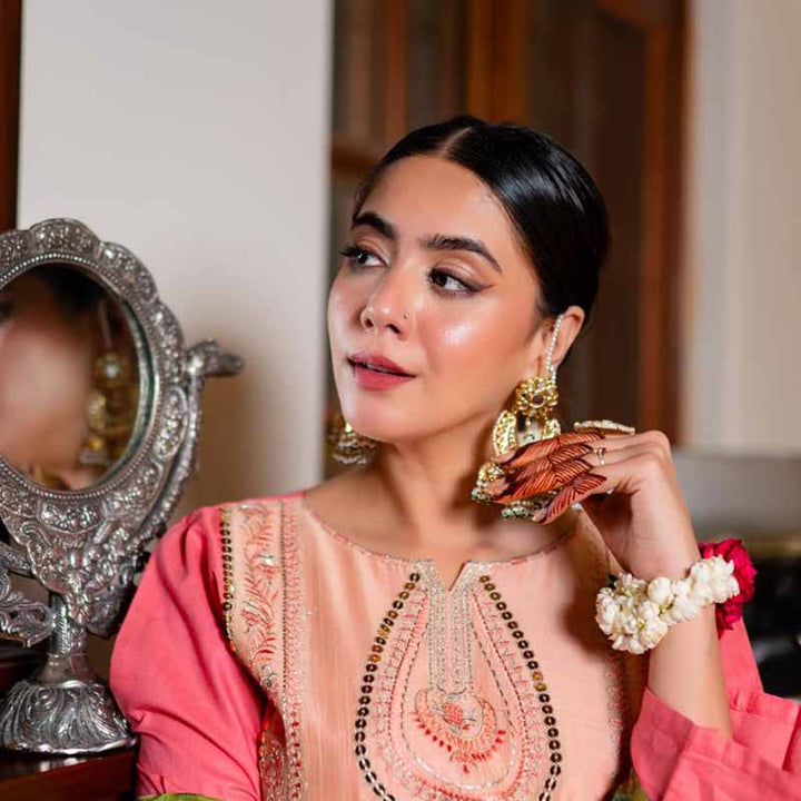 SAJJO EARRINGS AND TIKKA