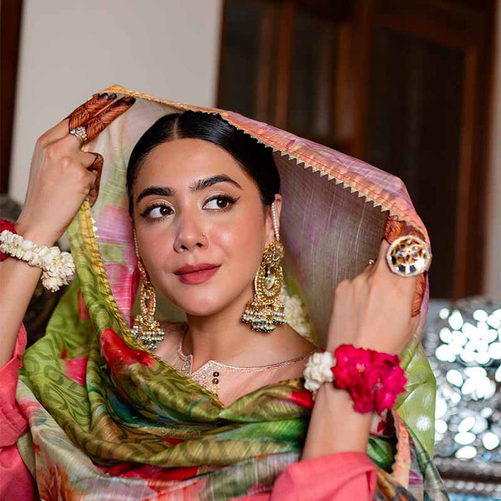 SAJJO EARRINGS AND TIKKA