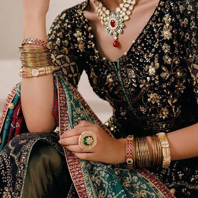 KARISA KUNDAN RING EMERALD GREEN