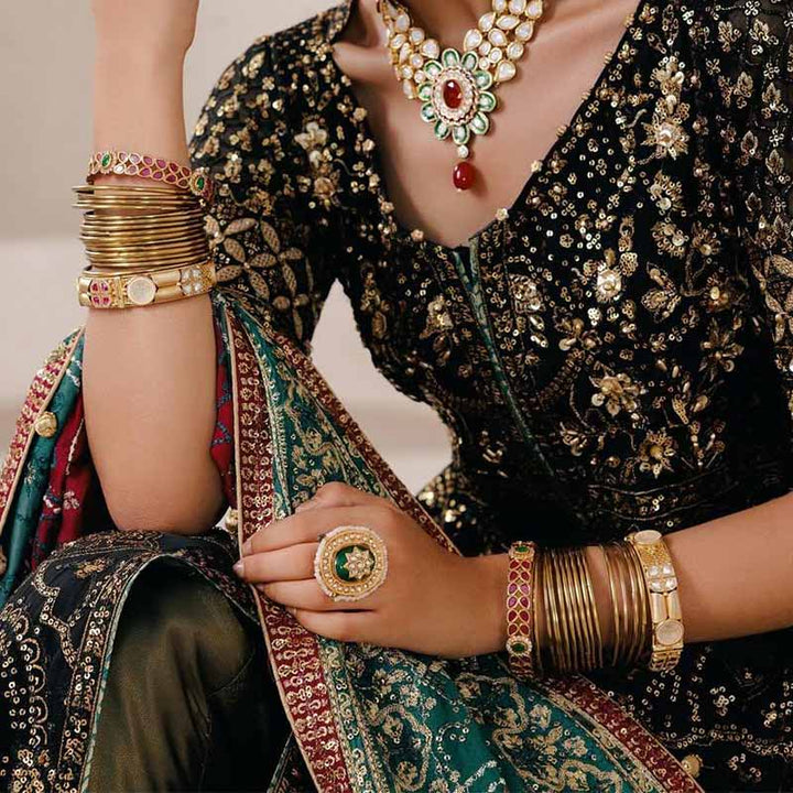 KARISA KUNDAN RING EMERALD GREEN