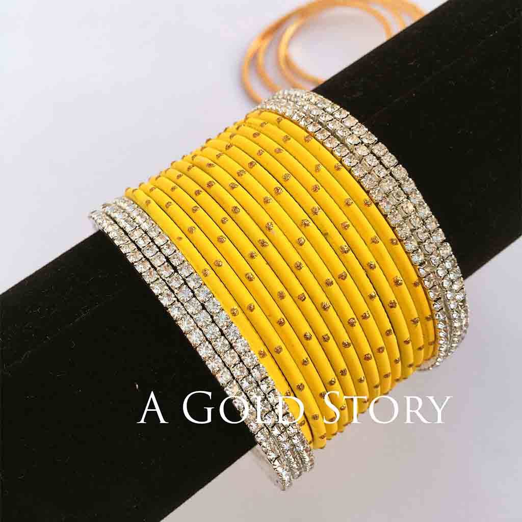 INDIAN BANGLES SET YELLOW - A GOLD STORY