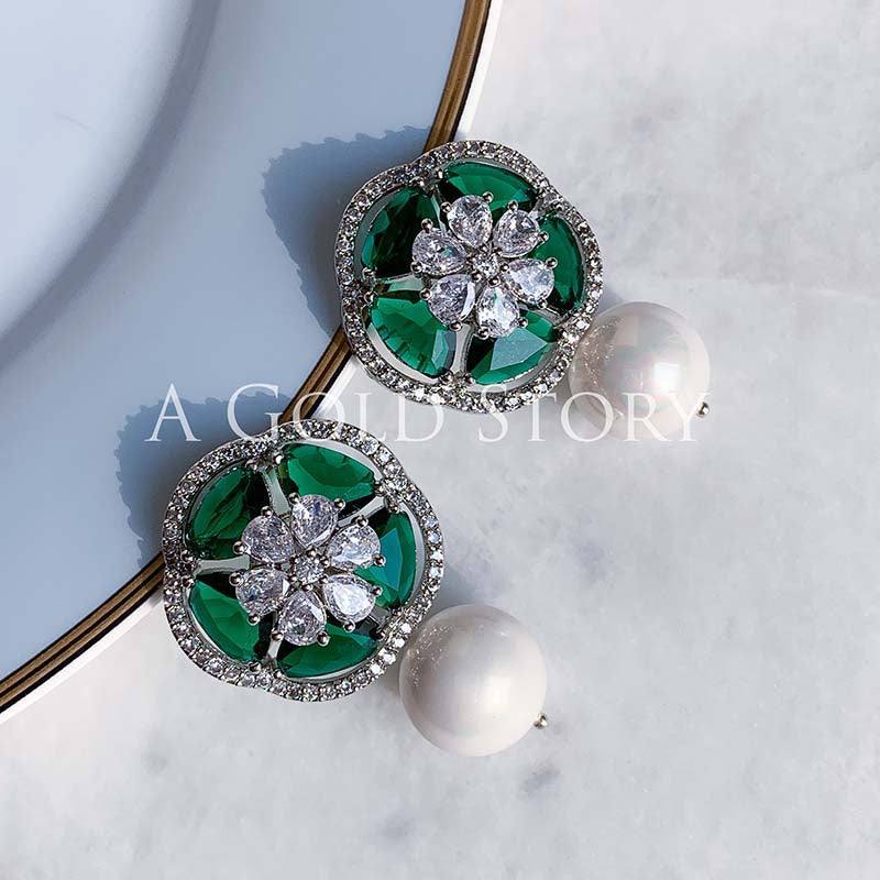 FARINA EAR STUDS GREEN SILVER - A GOLD STORY