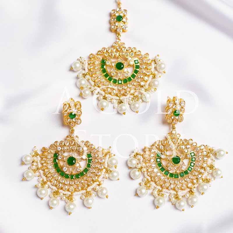 REENA EARRINGS AND TIKKA SET GREEN - A GOLD STORY