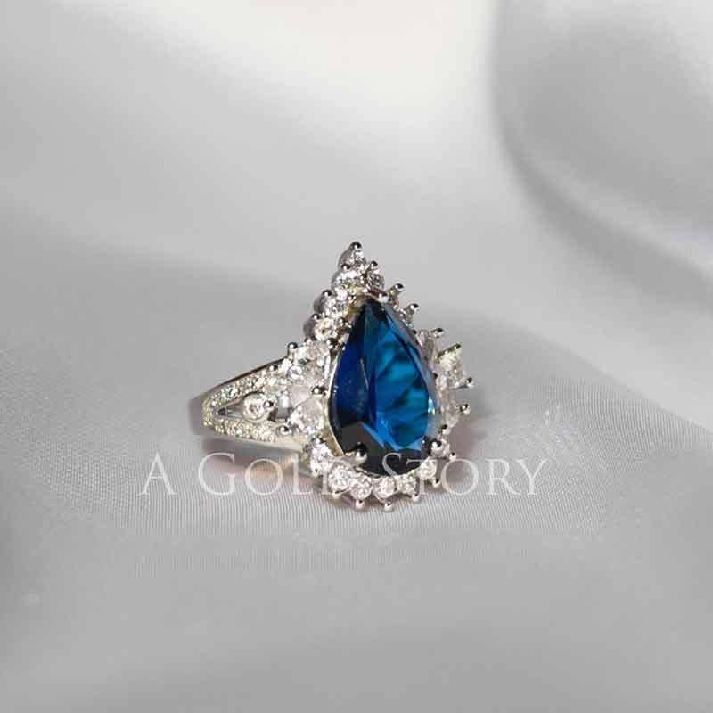 DAHLIA S925 RING BLUE - A GOLD STORY