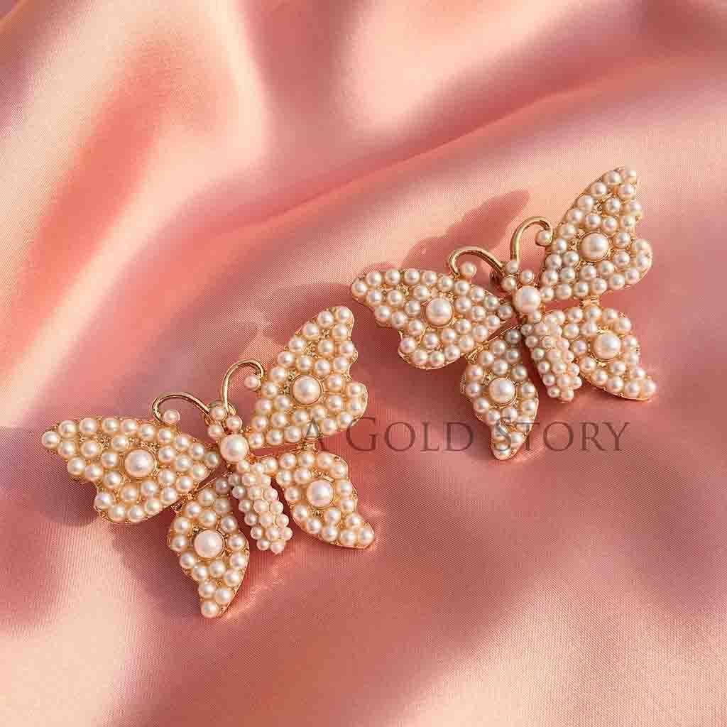 PEARL BUTTERFLY STUDS - A GOLD STORY